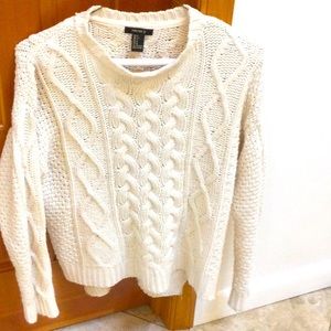 - Beautiful Forever 21 cable sweater